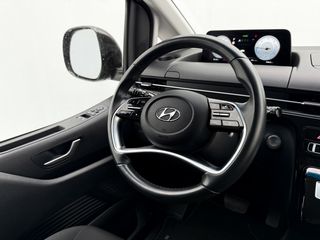 Hyundai Staria 2022