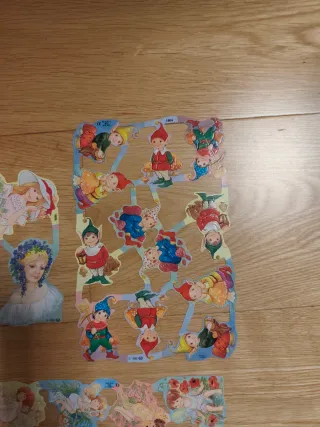 Lote de cromos troquelados con relieve ingleses