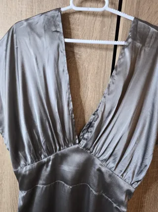 Vestido de fiesta plateado