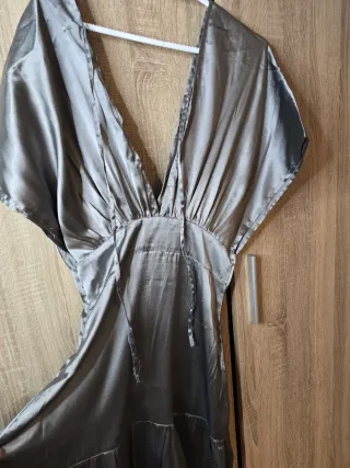 Vestido de fiesta plateado