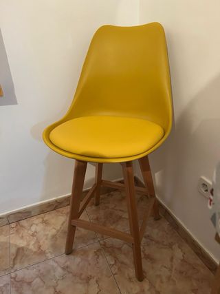 Taburete alto amarillo asiento polipiel