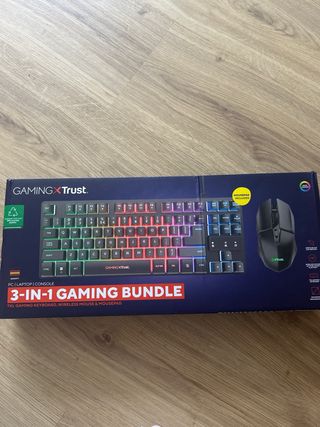 Pack Gaming Trust 3 en 1 Teclado Ratón Inalámbrico
