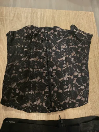 Conjunto de corpiño de fiesta negro encaje y falda