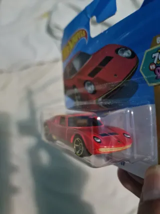 Hot Wheels Lamborghini Miura SV Rojo
