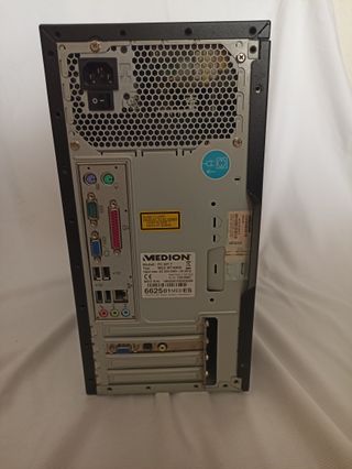 Ordenador ASUS con Windows 10