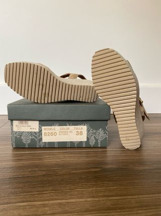 Sandalias FERRER Talla 38 Cuña Doradas