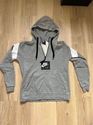 Sudadera Nike gris con capucha y cremallera
