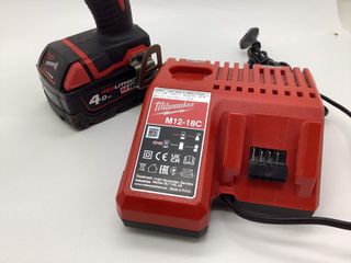 taladro a bateria milwaukee m18 bpd