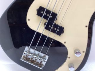 bajo electrico storm pb-20trd