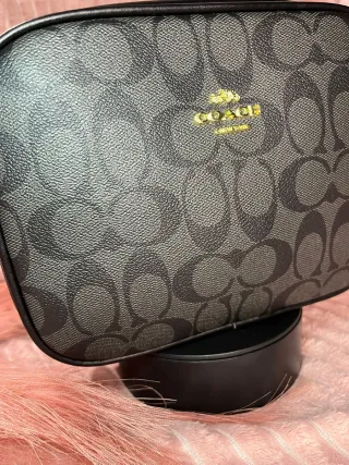 Bolso Coach Negro y Dorado