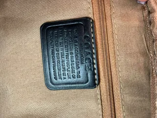 Bolso Coach Negro y Dorado