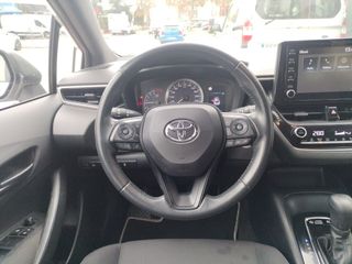 Toyota Corolla 1.8 125H BUSINESS PLUS E-CVT