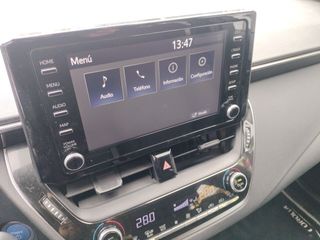 Toyota Corolla 1.8 125H BUSINESS PLUS E-CVT