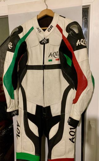 Traje Moto Cuero Colores Italia AQL Talla 50