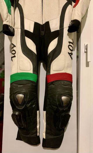 Traje Moto Cuero Colores Italia AQL Talla 50
