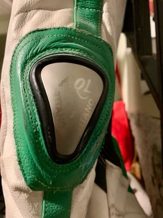 Traje Moto Cuero Colores Italia AQL Talla 50