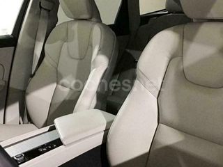 Volvo XC60 PLUS DARK