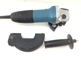 radial makita ga5030r