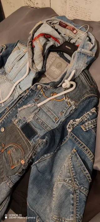 Giubbotto jeans patchwork riciclato