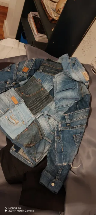 Giubbotto jeans patchwork riciclato