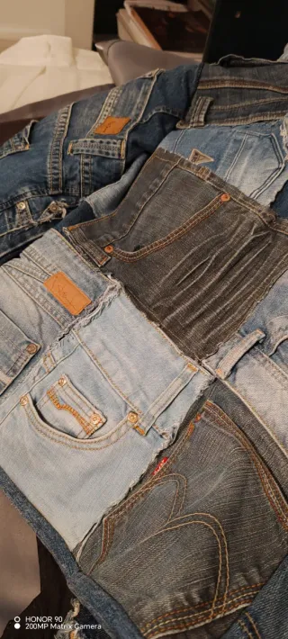 Giubbotto jeans patchwork riciclato