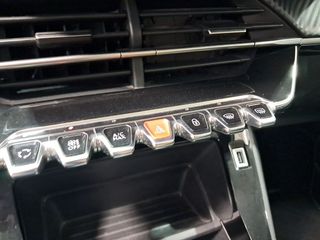 Peugeot 208 BlueHDi 73kW (100CV) Active