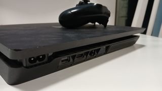 PS4 Slim 1TB Sony Negra