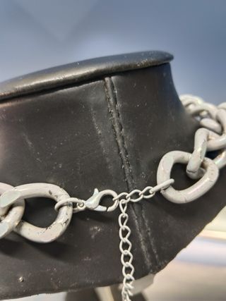 5 collares, colgantes diferentes, con material reciclado y cadena, observa las fotos