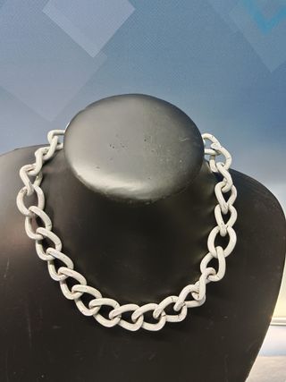 5 collares, colgantes diferentes, con material reciclado y cadena, observa las fotos