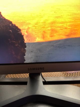 Monitor Samsung 4K Negro