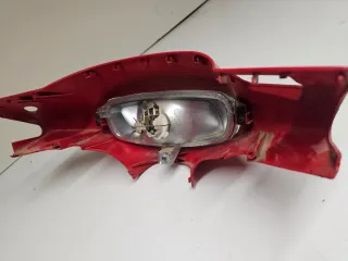 Chapa  manillar frontal Piaggio Zip 50cc Roja