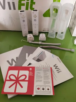 Consola Blanca Wii Sports+Tabla Equilibrio Wii Fit