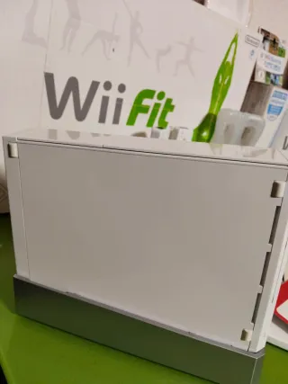 Consola Blanca Wii Sports+Tabla Equilibrio Wii Fit