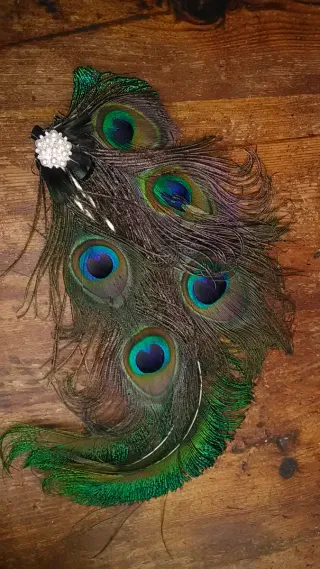 Tocado de plumas naturales para pelo o gorro