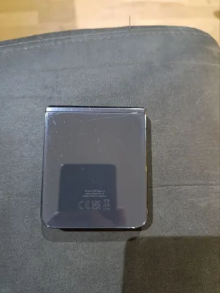 (512gb) Samsung Galaxy Z Flip 5