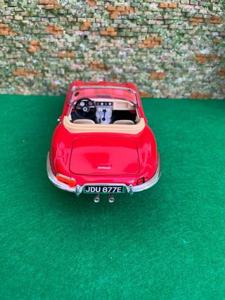 Jaguar E-Type – 1961 - Bburago - 1:18