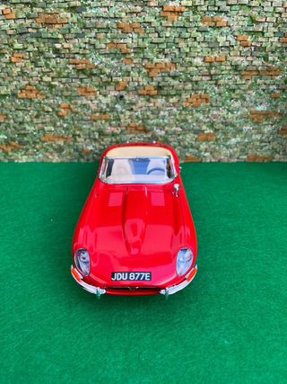 Jaguar E-Type – 1961 - Bburago - 1:18