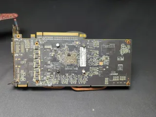 XFX Radeon HD 6870 Tarjeta Gráfica