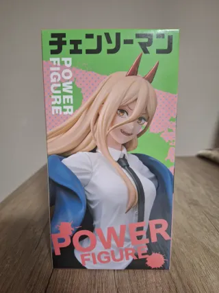 Figura Power Chainsaw Man con caja