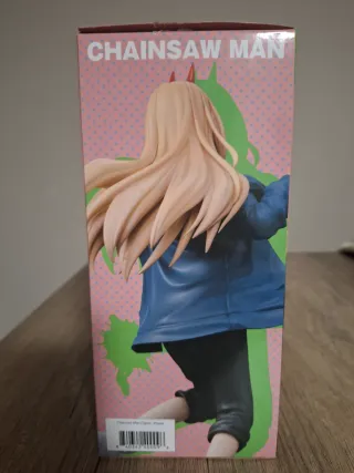 Figura Power Chainsaw Man con caja