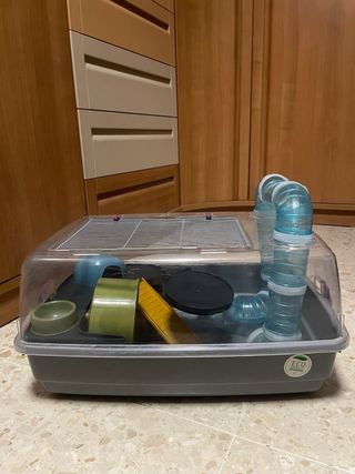 Jaula para hámster con tubos y accesorios