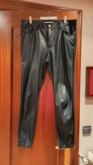 Pantalón efecto piel Denim mujer