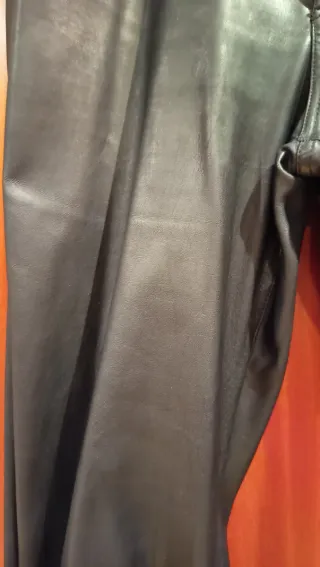 Pantalón efecto piel Denim mujer