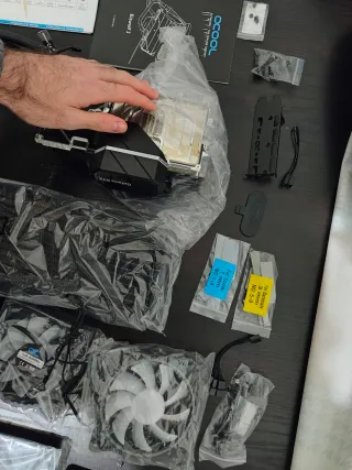 Alphacool Eiswolf 2 AIO 360mm RTX 3090 TI FE RGB