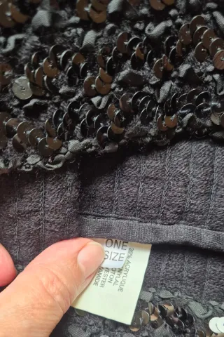 TOP ELÁSTICO LENTEJUELAS NEGRO T.ÚNICA