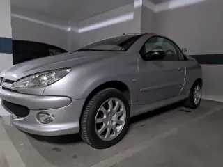 Peugeot 206cc 1.6 110cv segundo propietario