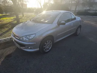 Peugeot 206cc 1.6 110cv segundo propietario