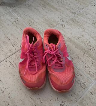 Lote 8 pares zapatillas deportivas/bambas