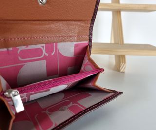Cartera en Piel Genuina Super Suave-Marrón-Fucsia