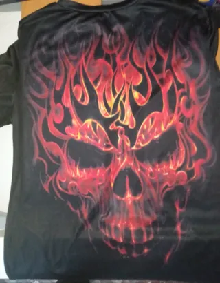 Camiseta Calavera Fuego Negra